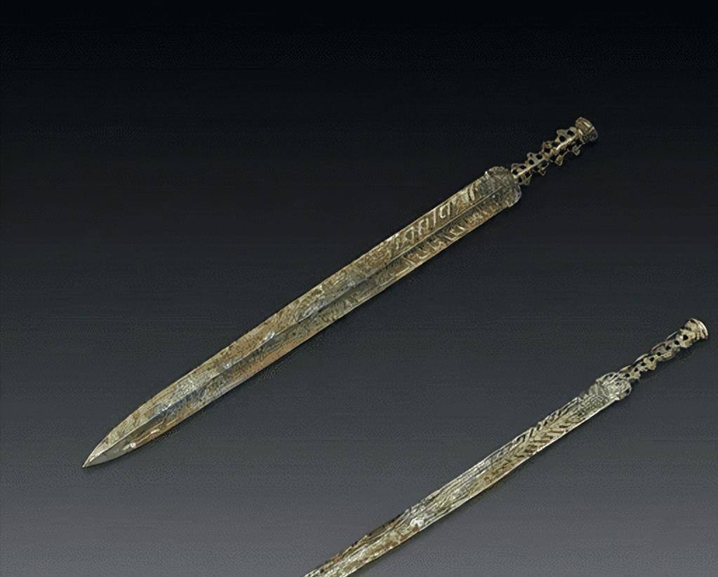 剖析"戟拘其颈,剑承其心"_庄子_赵文王_剑术