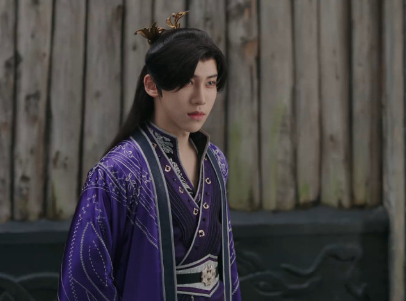 "唯一的姐"丁泽仁古装扮相被指奇奇怪怪,网友呼吁:别演了!