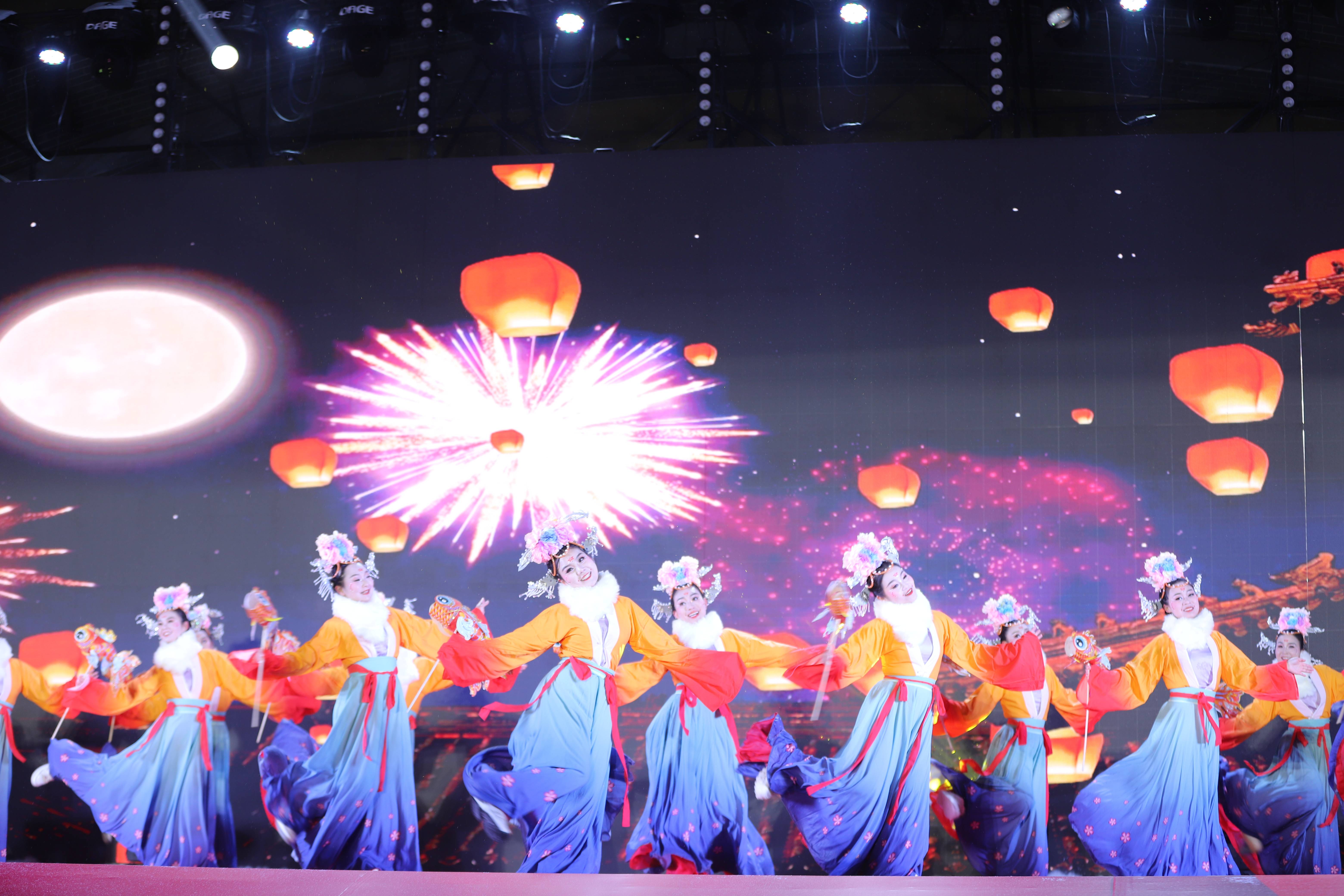 三门峡:2024年陕州地坑院灯会举行点灯仪式_活动_河南省_中国