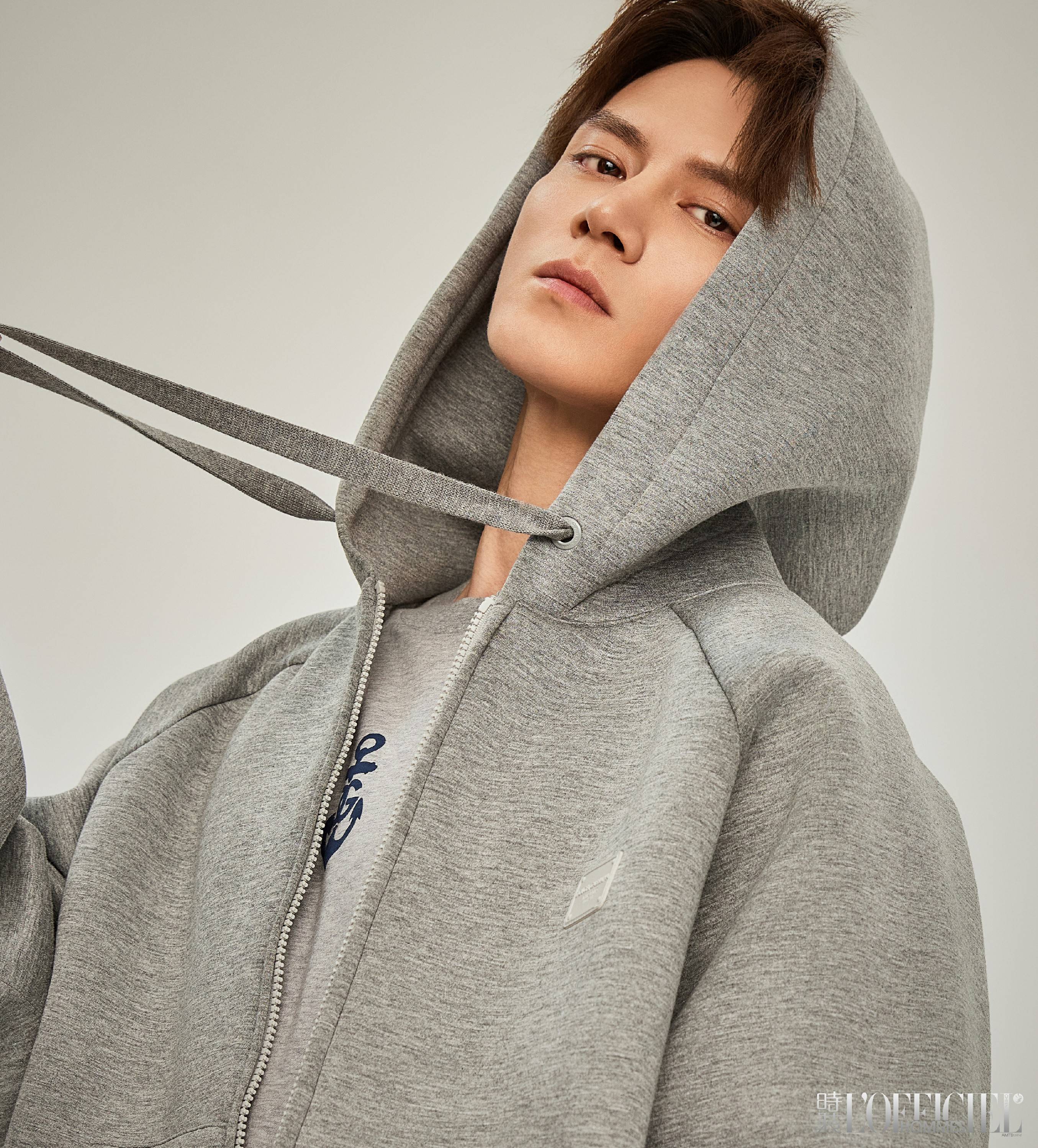 小兰花互动娱乐演员孙祖君登《时装男士》 大片曝光身材超绝!