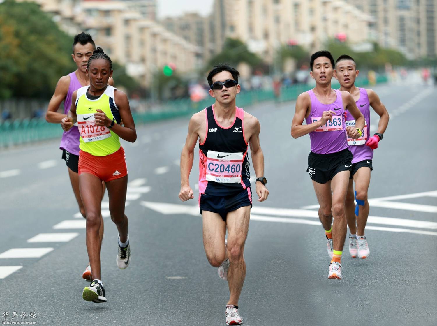 心灵与身体的对话:马拉松与心理健康_运动_比赛_心态