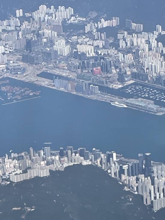 回上海前在香港住了4晚,上一篇游记已经介绍过了,去了一些经典景点