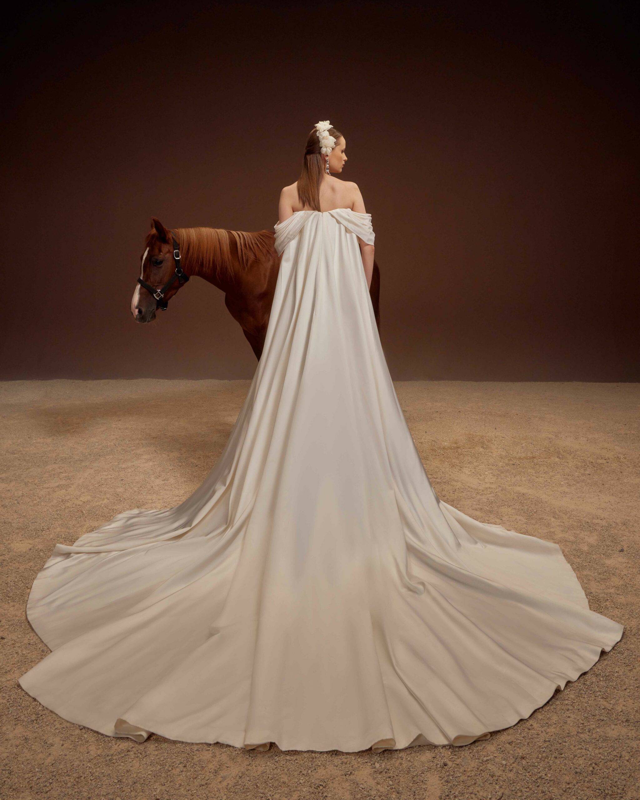 黎巴嫩高级定制时装品牌georges hobeika(乔治斯·荷拜卡)2023秋冬季