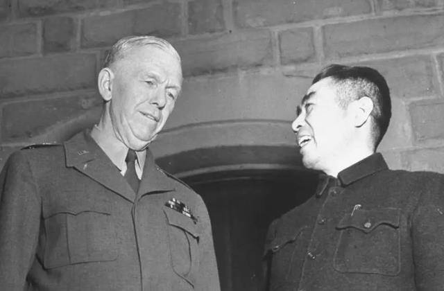 军事禁运的决定由马歇尔及艾奇逊联合推动.