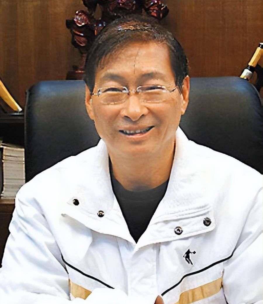 一人掀动整个台湾,台湾黑帮大佬张安乐,却为统一立下