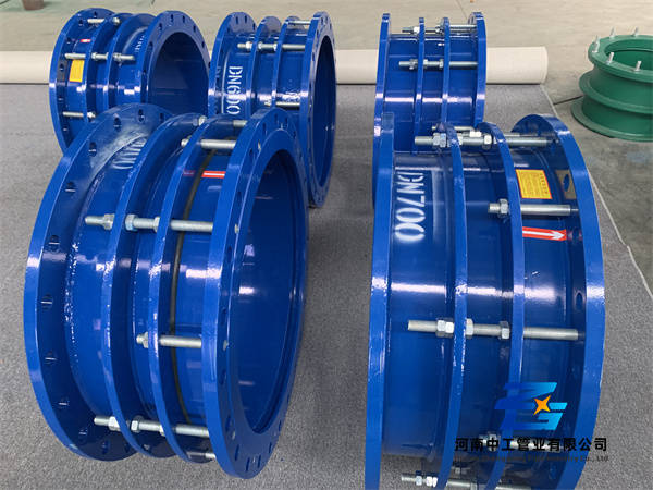 管道钢制伸缩器是保护管道的重要工具,但在使用时要注意避免损坏