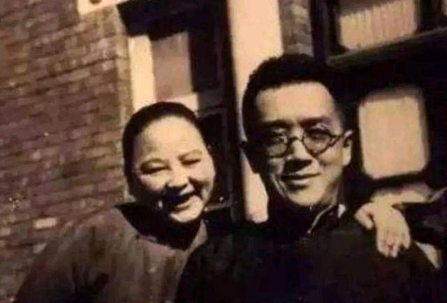 江冬秀住在美国,胡适外出,小偷闯入家中,她大喊一句竟喝退小偷_男人