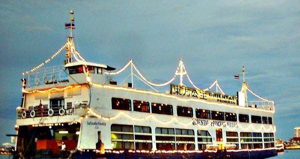 2001年,对着马向东临刑照片,原任秘书写下反腐小说