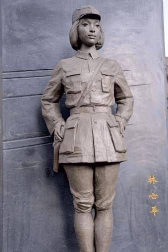 她在养病期间遭汉奸出卖,日军将其大卸八块,年仅23岁,尸骨无存_抗战