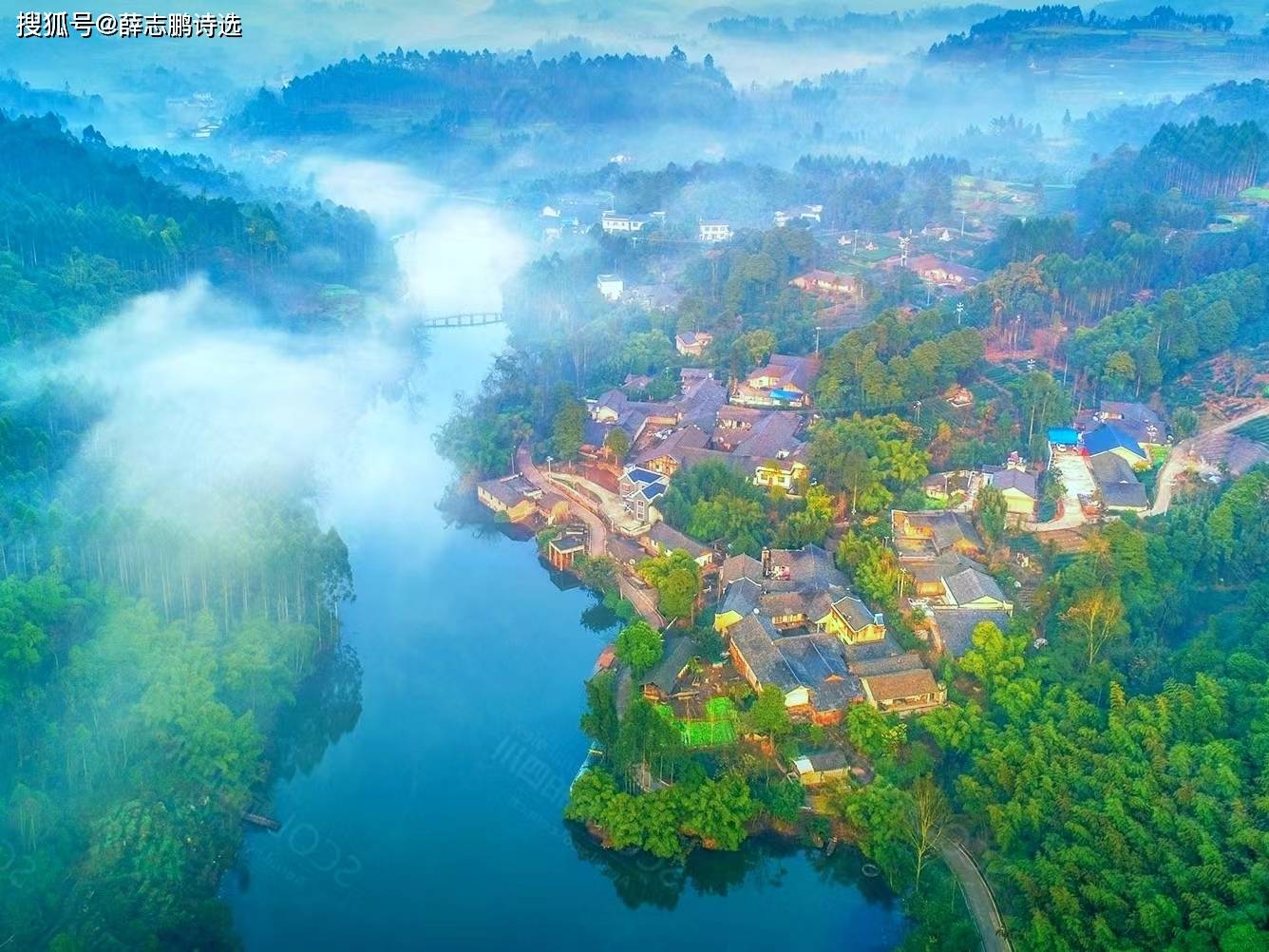 薛志鹏:七绝·长江夹江千佛岩·万里长江半卷诗60首之30_诗词_精神