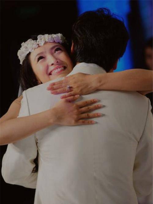 29岁被丈夫3刀捅死,白静的故事远比你想象的更恶劣_周成海_乔宇_因为