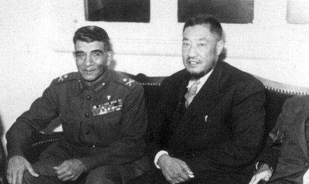 原因有三_马步芳_骑兵_大西北