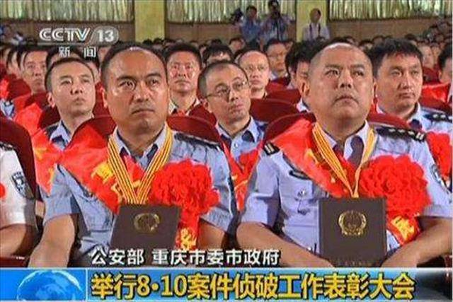 2012年击毙周克华始末,事后两名警察回忆:根本来不及