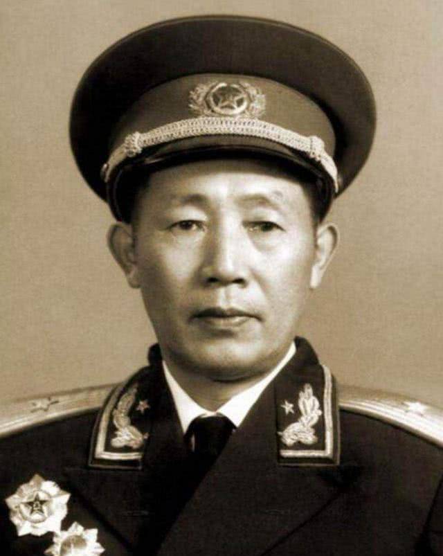 名字带"震"的将军,每个都战功赫赫,其中一个活了101岁_革命_建设_张震