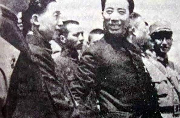 「说谍」军统在抗战时期的总体情况,其发展,架构和业绩概述_组织_中美