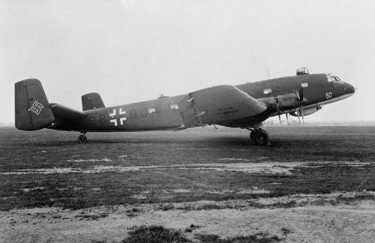 二战版电信诈骗:德军中校身份被盗却躺获骑士勋章_谢