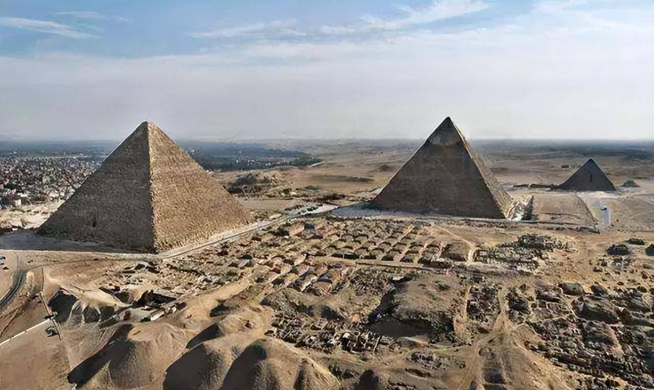 乌纳斯金字塔:第五王朝最后一位法老的陵墓,他死后仍有极高威望_寺庙