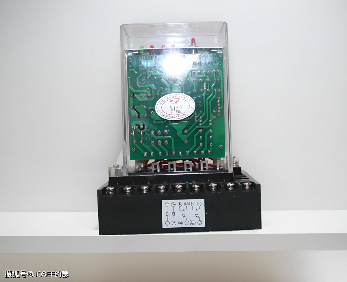 1-9.9a_电压_动作_ms