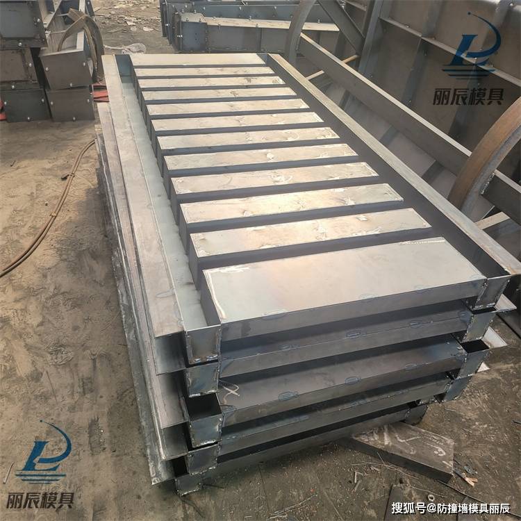 公园景观护栏模具 丽辰水泥围栏模具