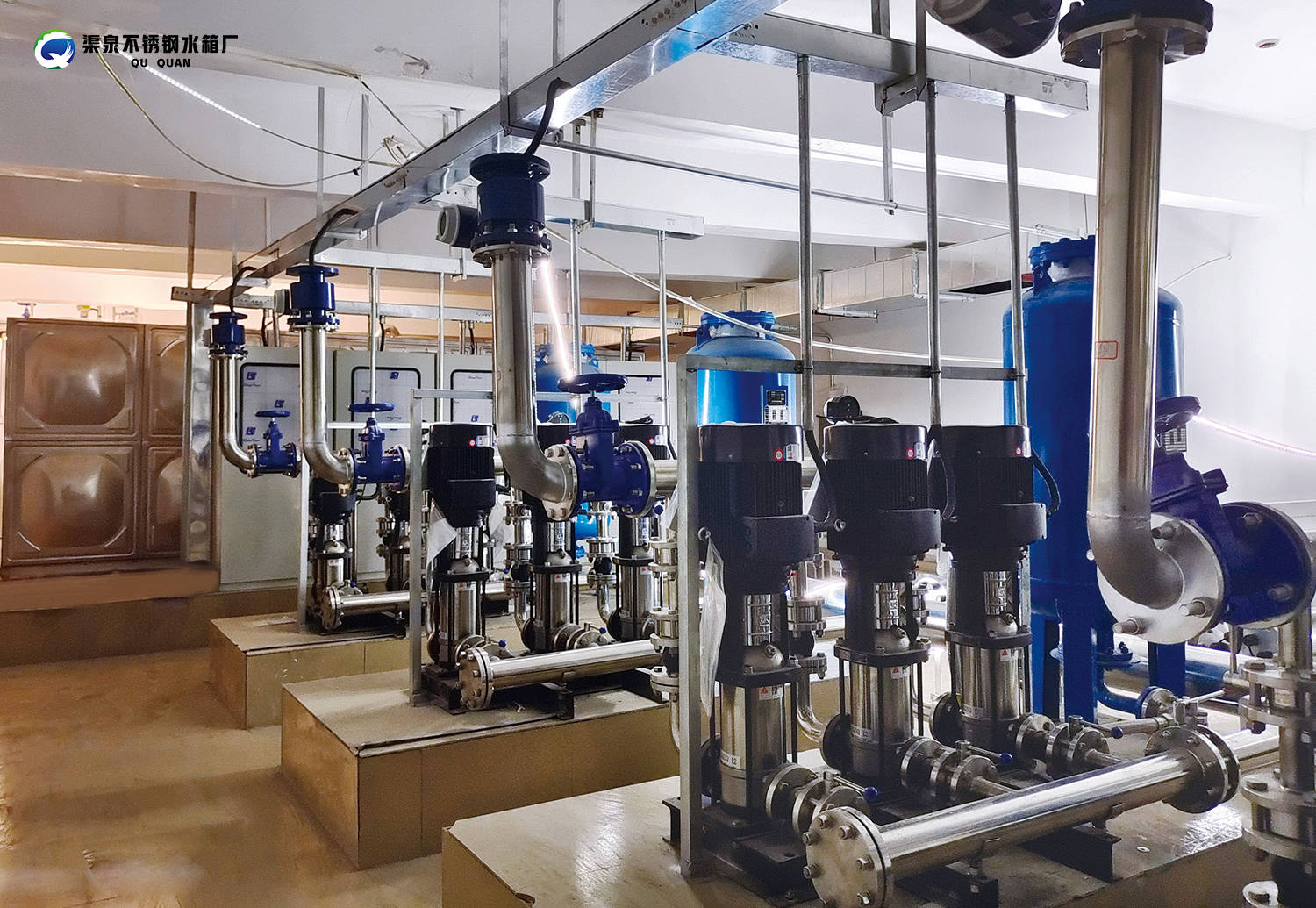 小区供水二次加压设备长什么样子?_水泵_工作_压力表