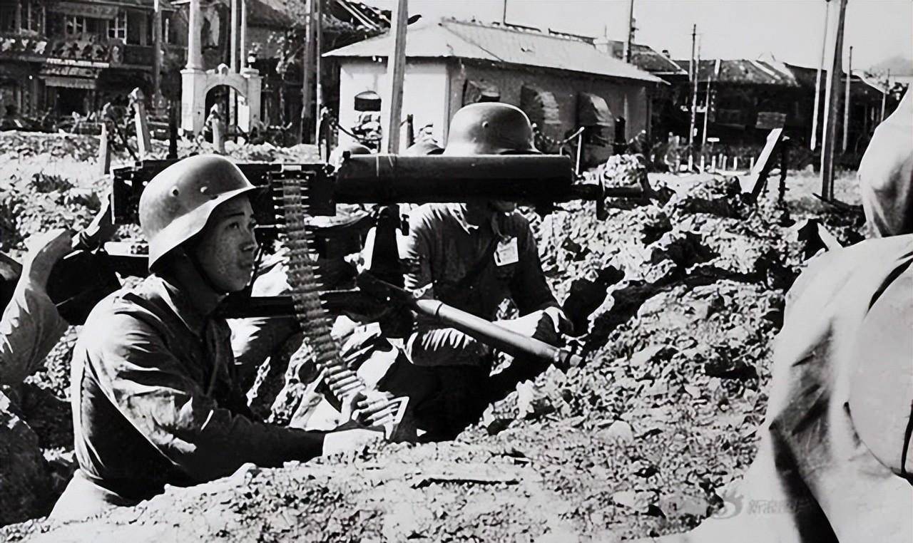 张自忠部署各师到达指定位置后,首先向钟祥以南地区的日军第十三师团