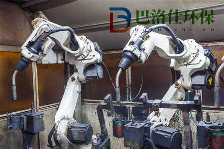 施工单位也可以通过适当的方式减少周围的环境噪声含量来保证安全