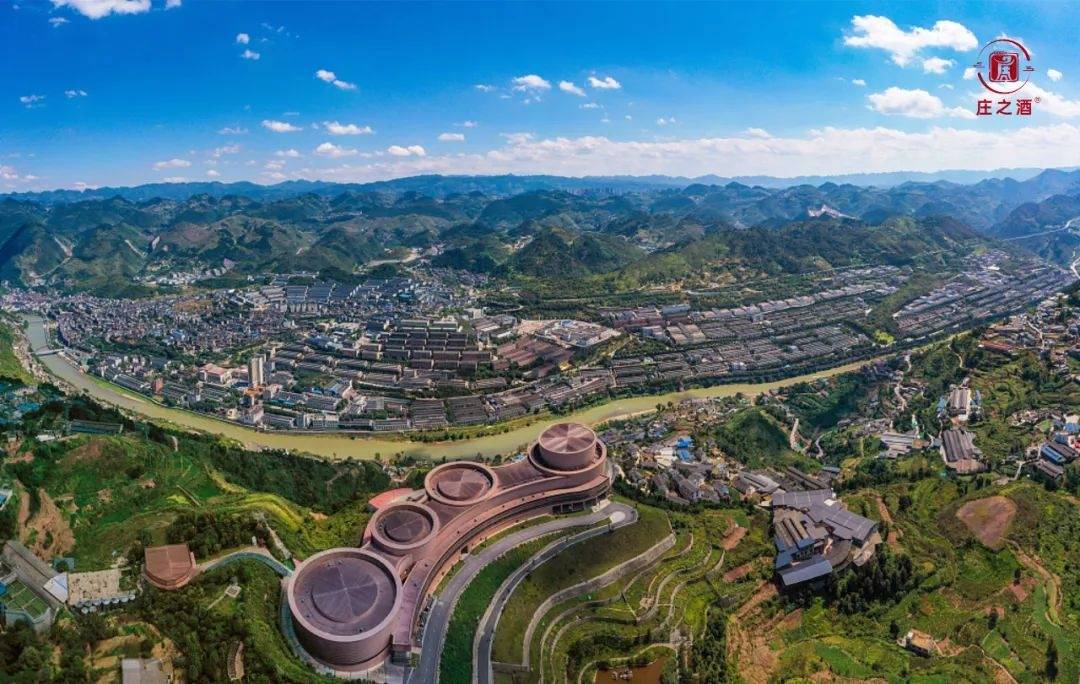 茅台镇酱酒的艺术之旅:从酿造到品鉴_茅台酒_文化_情感