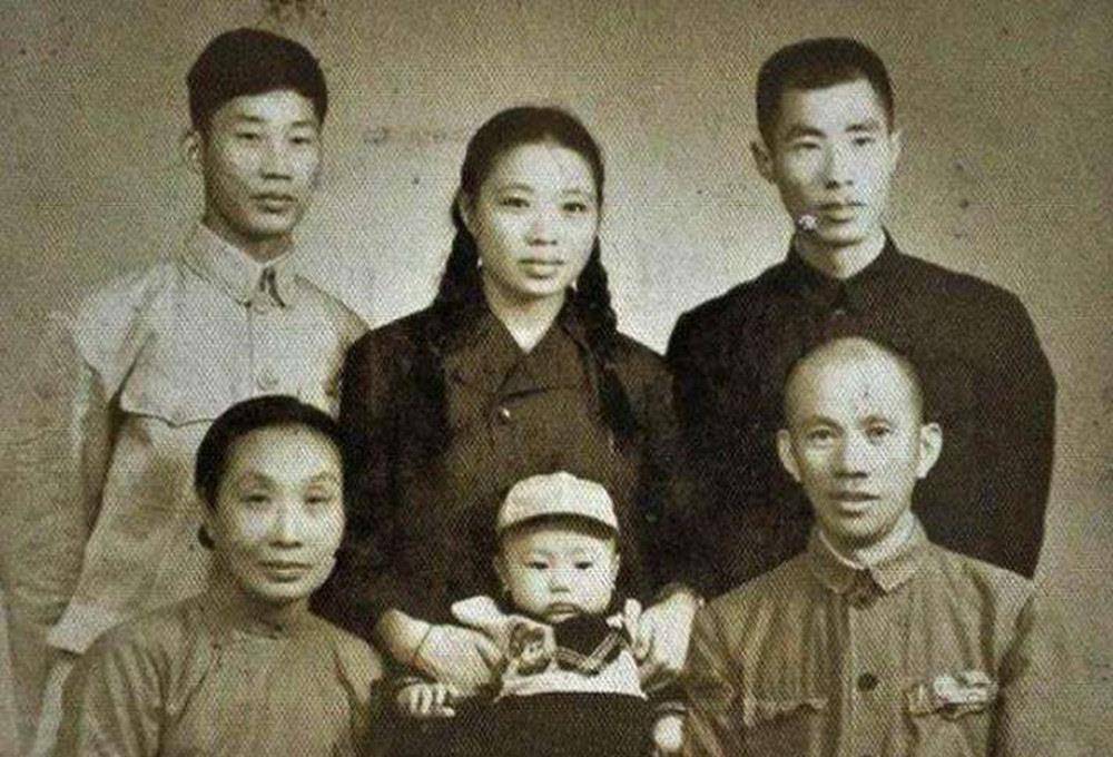 王庆莲_戴笠_工作