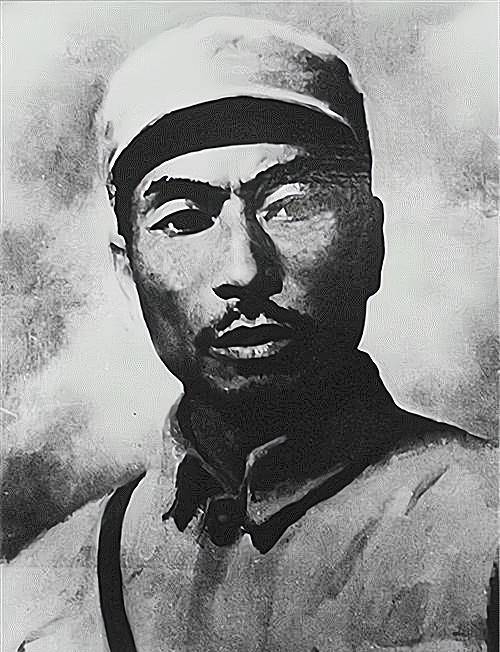 原创汉奸害死杨靖宇解放后隐藏于人民军队当官一场雨暴露其真面目