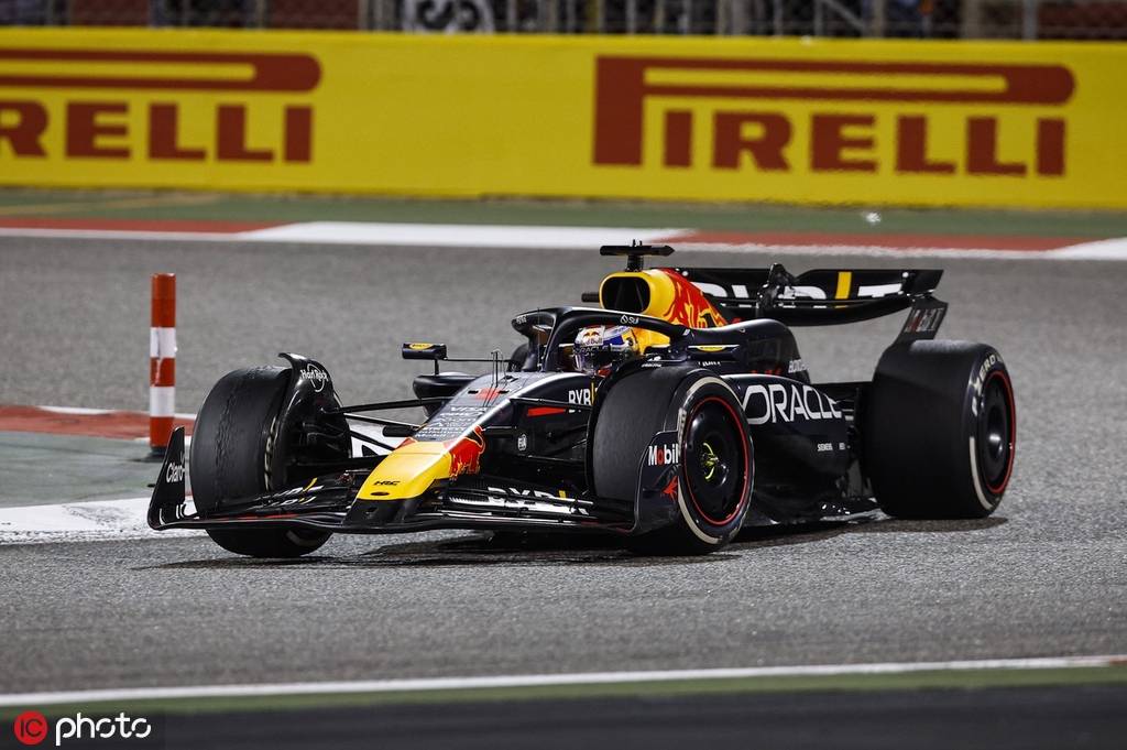 2024年F1巴林大奖赛正赛 维斯塔潘夺冠-搜狐大视野-搜狐新闻