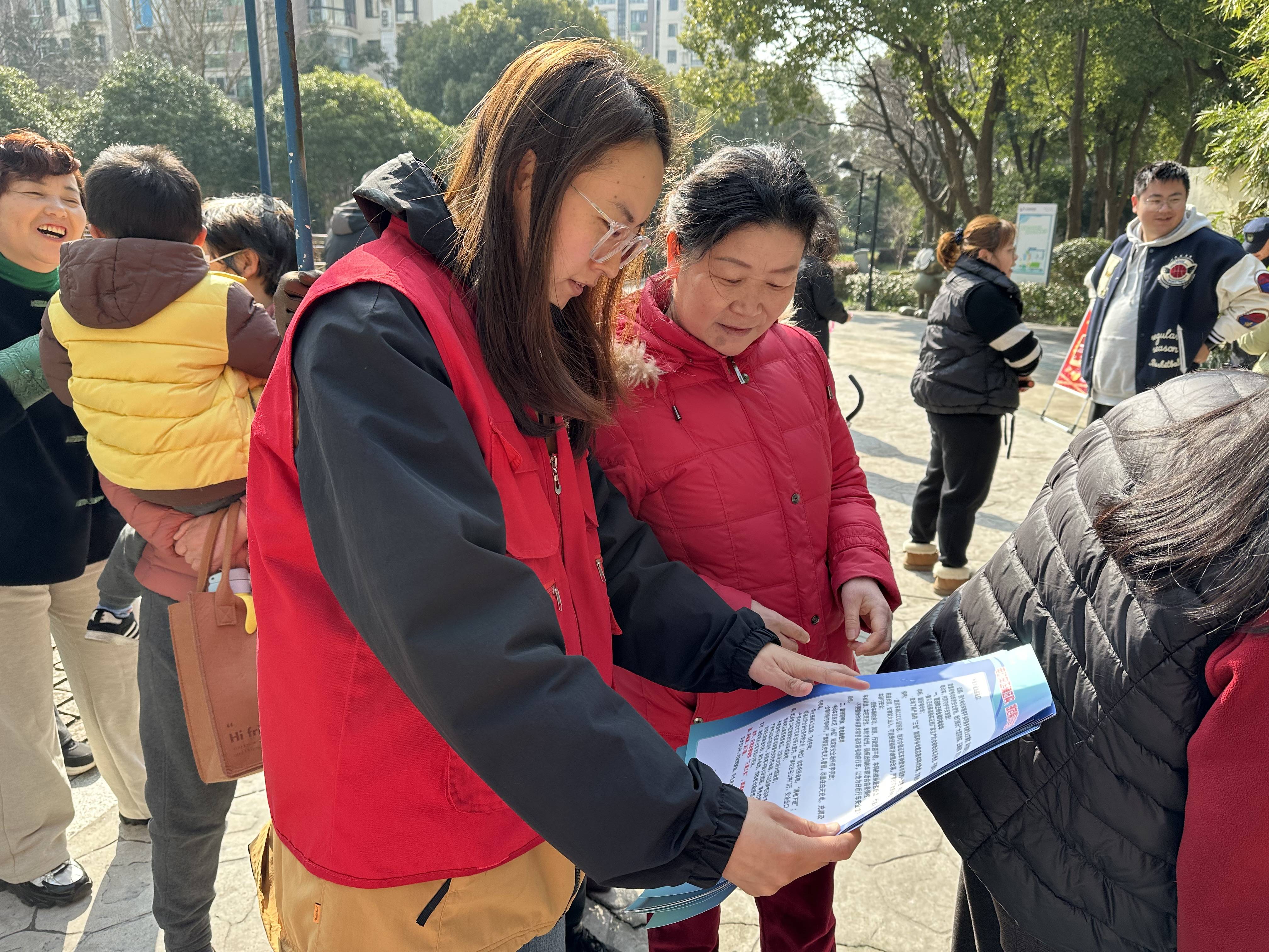 高尔夫社区:文明实践我行动