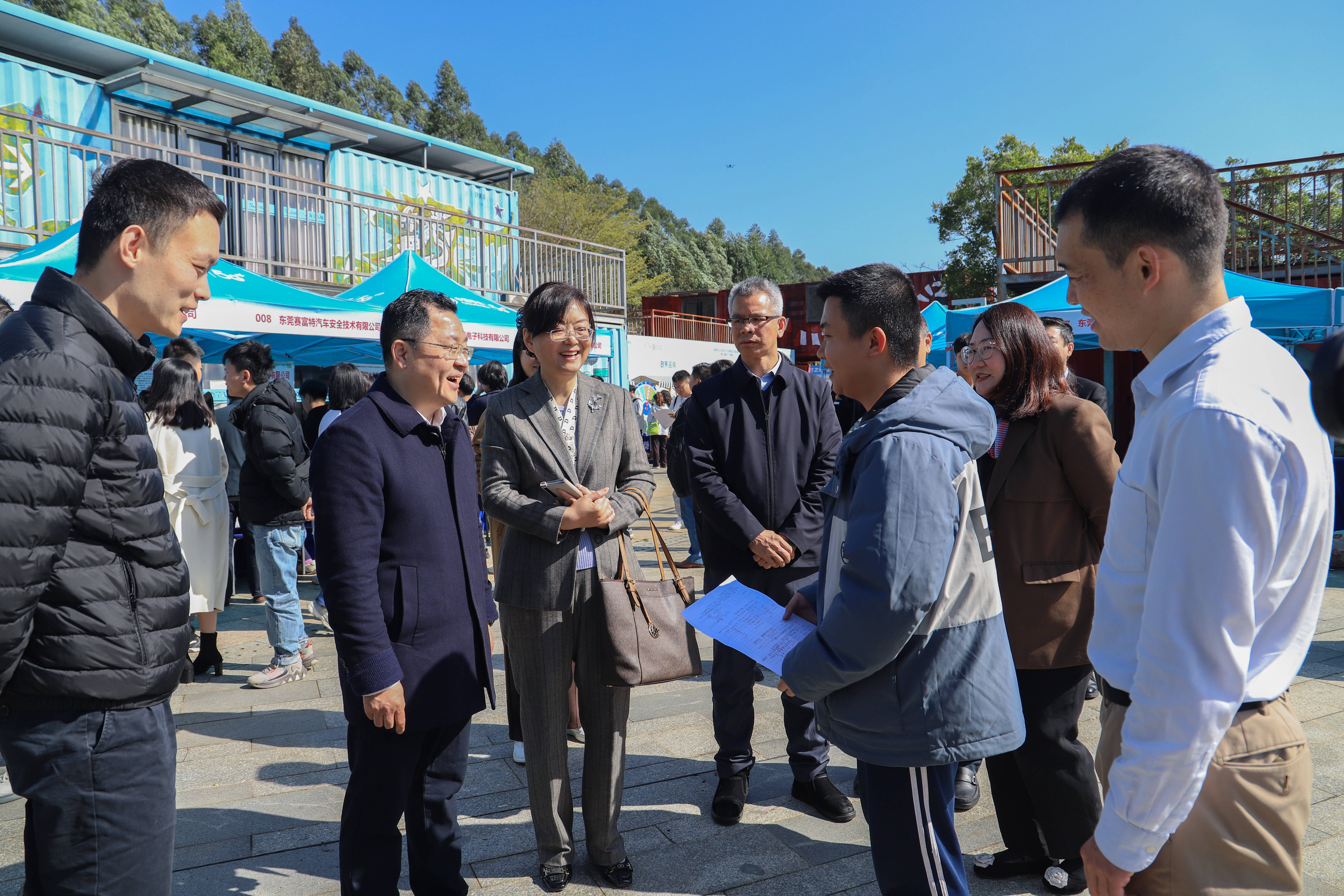 校政企同心双向齐奔赴东莞拉开2024年技能资源开发开放活动帷幕