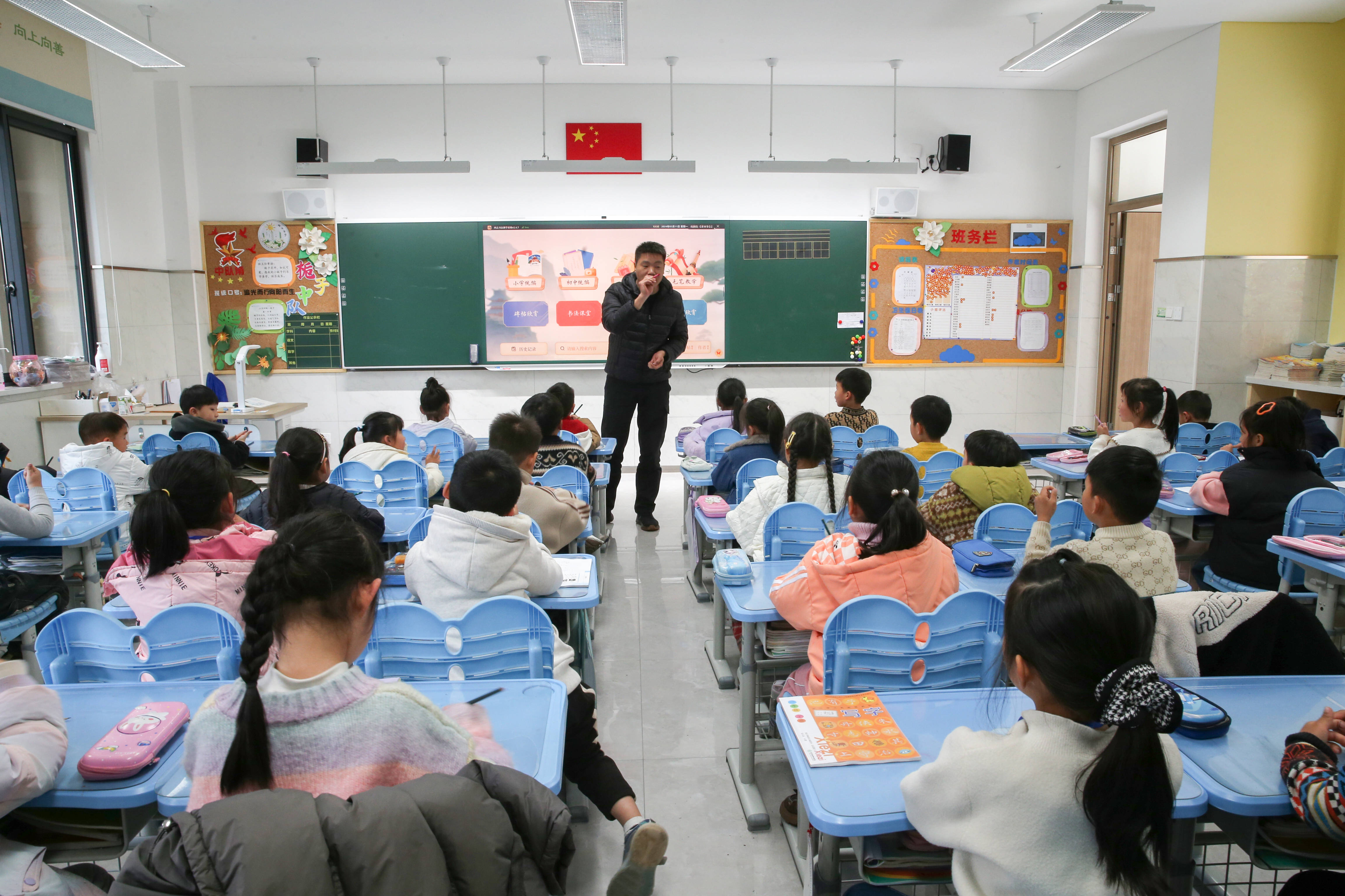 阳陂湖小学图片