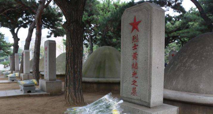 原创少将被问如何评价黄继光是假的当场坐不住祖宗不能说着玩