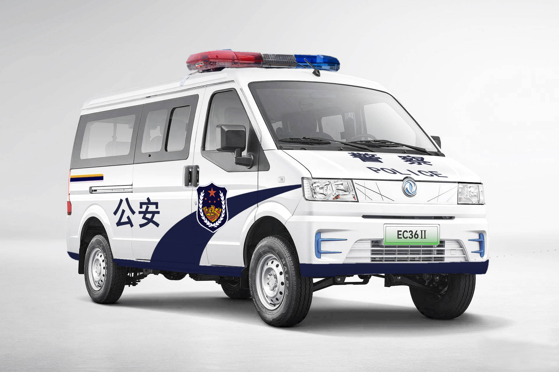 品堰新能源巡逻车:7座更实用,警务新选择!