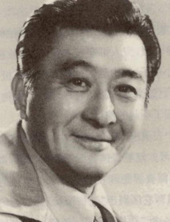 赵丹前妻因战乱无奈改嫁将错就错被女儿怨憎一场疾病母女和解