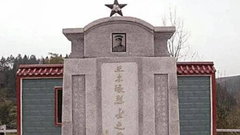 红4军勇将王尔琢:牺牲时年仅25岁,留下妻女艰难度日,后来如何_革命_郑