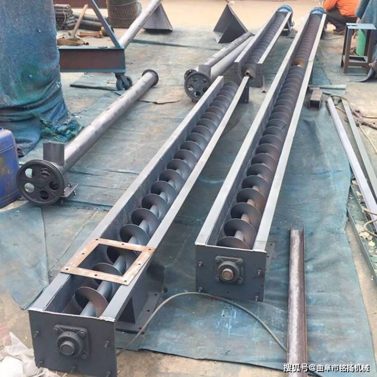 165筒式倾斜送料机沙石颗粒u型螺旋输送机水泥粉斜管上料机