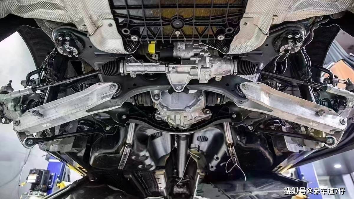 迈巴赫s480升级原厂后轮转向_搜狐汽车_搜狐网