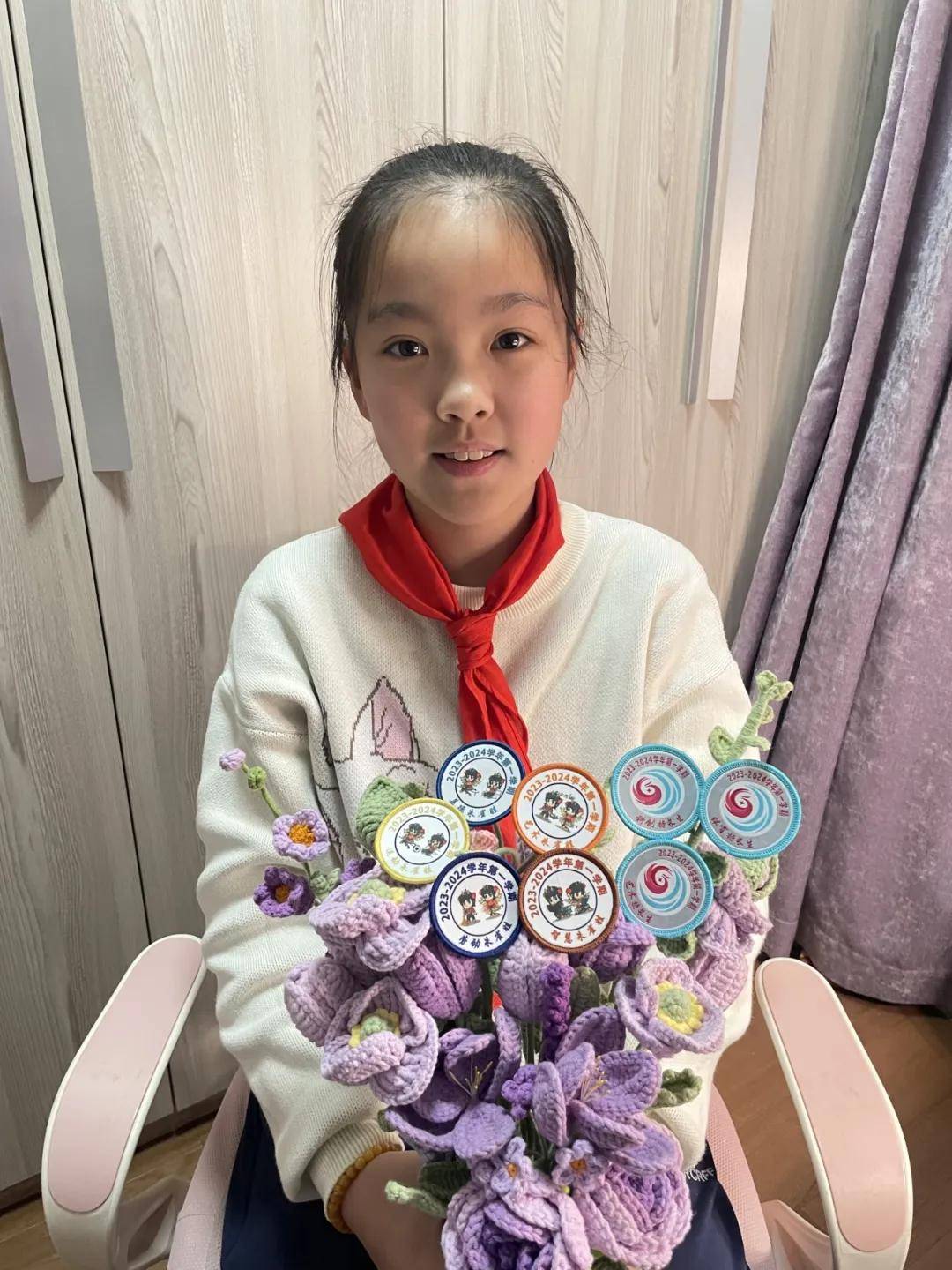 现在让我们一起来欣赏一下朱雀娃们引以为傲的荣誉徽章吧!