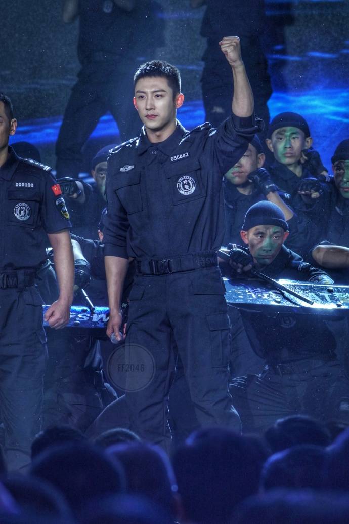 黄景瑜王一博欧豪大片维和防暴队谁与军装的适配度高