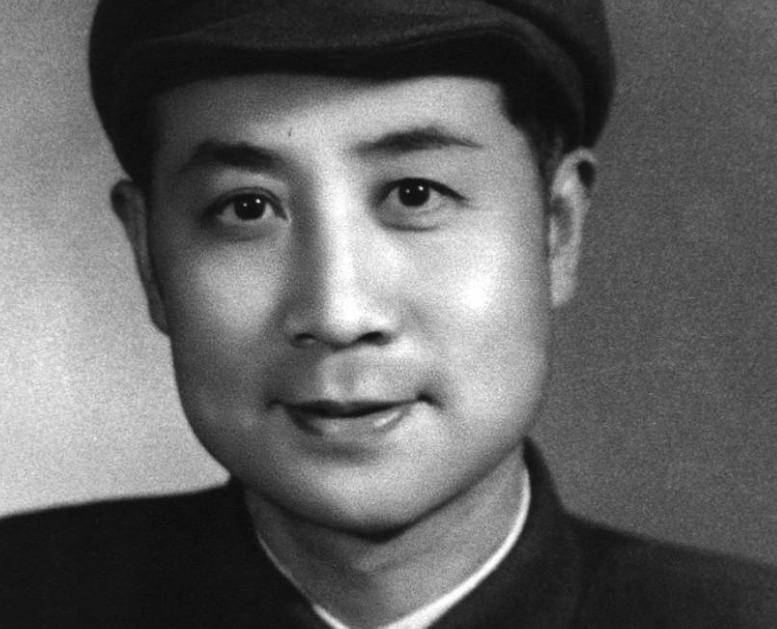 被捕,毛人凤"画圈"准备枪决,当天却翻墙奇迹越狱_范纪曼_北平_陈恭澍