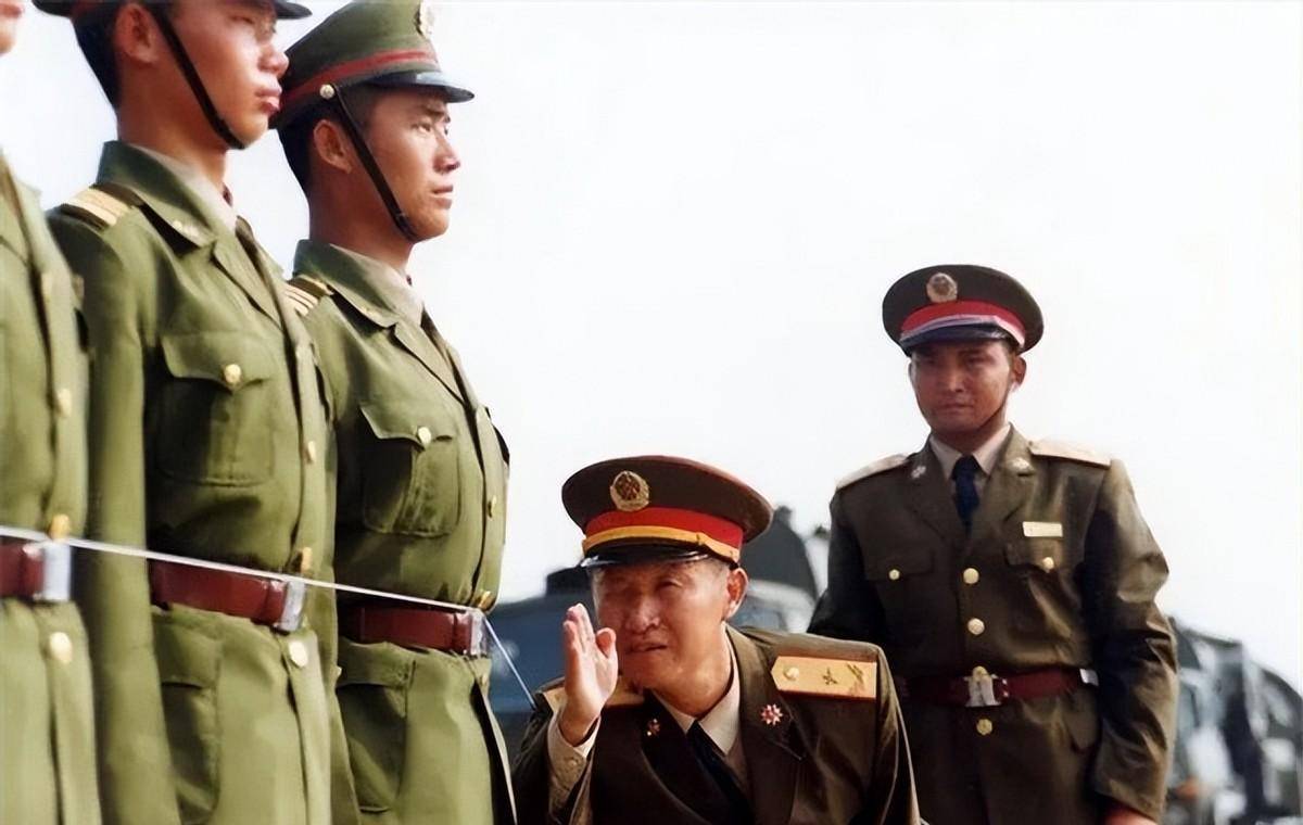 原创人称三不将军父亲住院交了4200他拿到发票当场撕碎