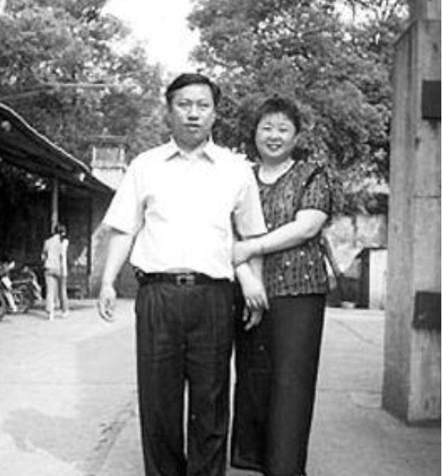 槟榔大王王继业病逝后亲妈为争10亿遗产将儿媳送上法庭