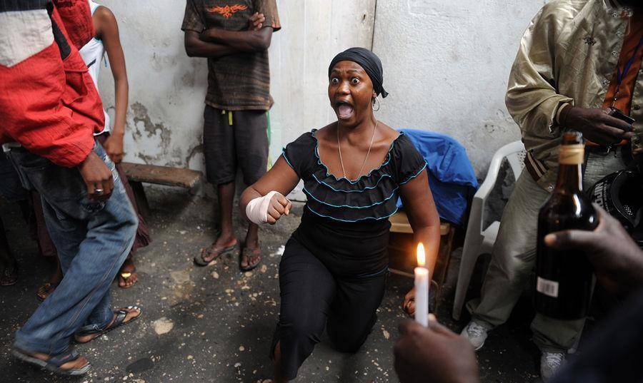 原创海地一个连美国都不想骗他的国家总统逼民众卖血让民众吃土