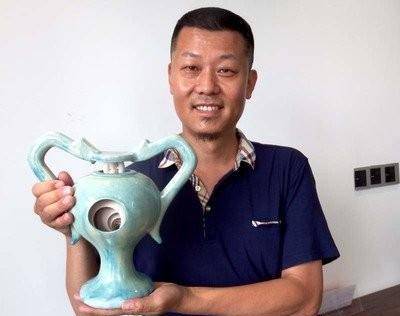 06年一专家出难题,以亿万家产作赌,却被普通电工破解,结局如何_邢良坤