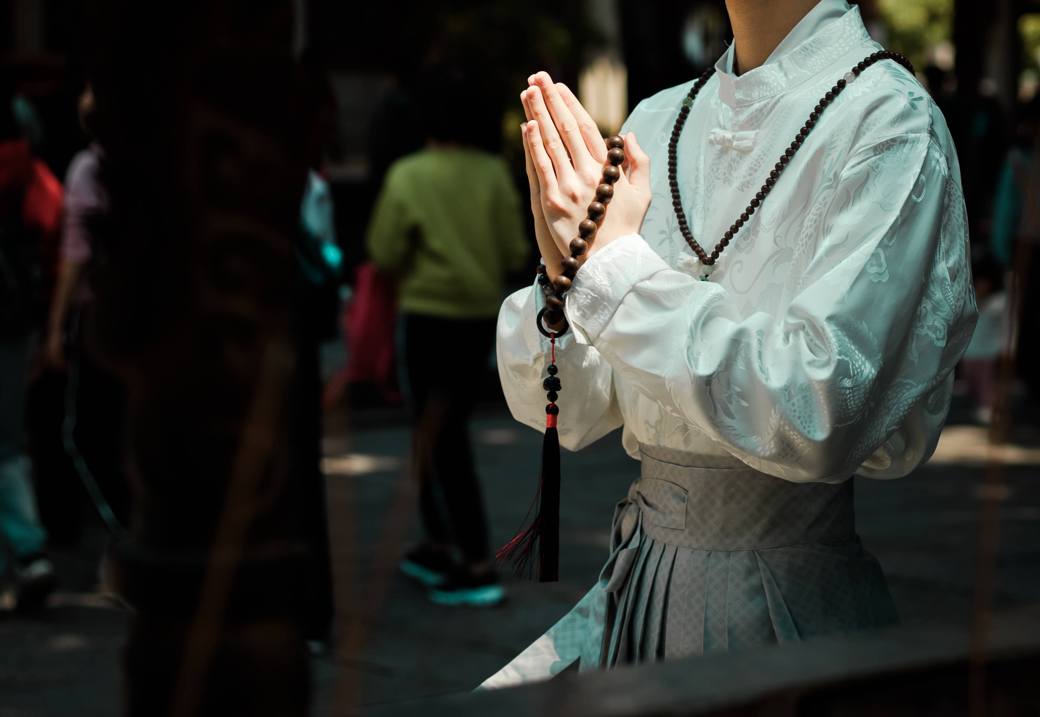 香火缭绕——焚香与信仰的交织