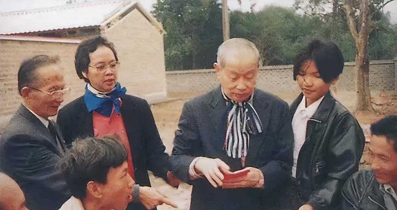 原创红牛创始人许书标1罐饮料成就传奇为长寿87岁想娶19岁秘书