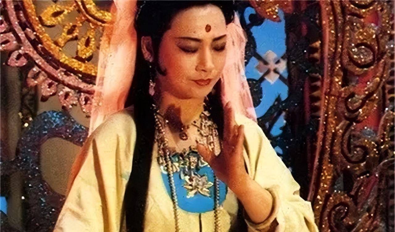 你看她另一个身份是啥,连如来都得低头_唐僧_花果山_天庭