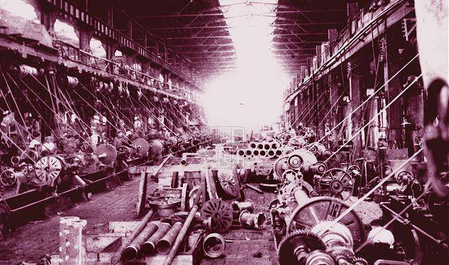 在祝慈寿先生《中国近代工业史》中记载:在1945年抗战胜利后,东北三省